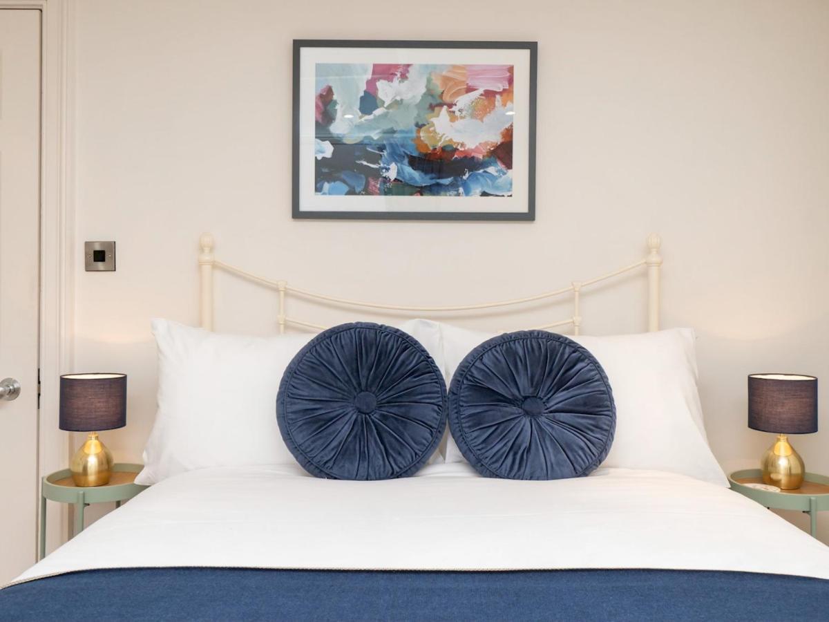 Pass The Keys 2 Bed Flat In The Heart Of Bath Apartman Kültér fotó